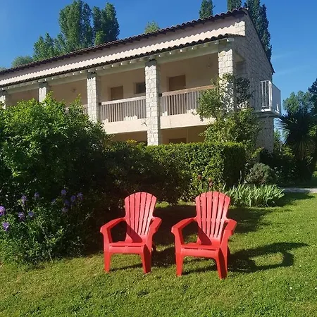 Le Moulin De César Hotel 2*